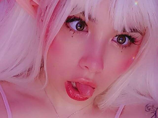 go to chat with SparklyMona
