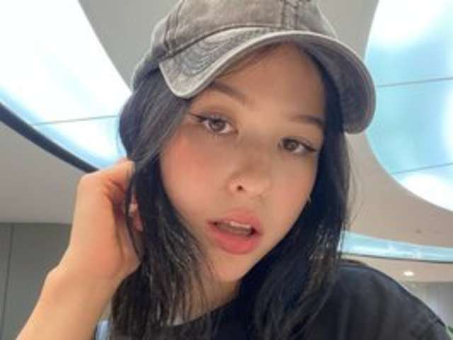 go to chat with Stacey-Wills