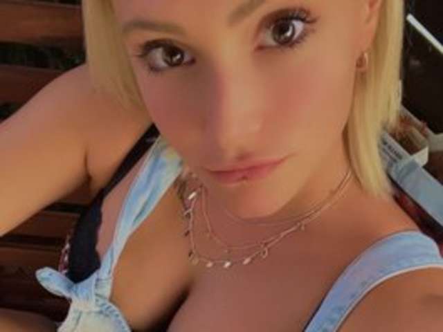 go to chat with StellaSpice