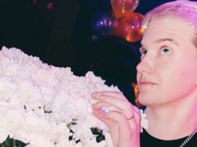go to chat with StephieSnow