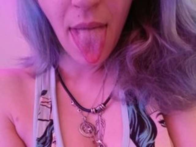 go to chat with Stonervixen1014