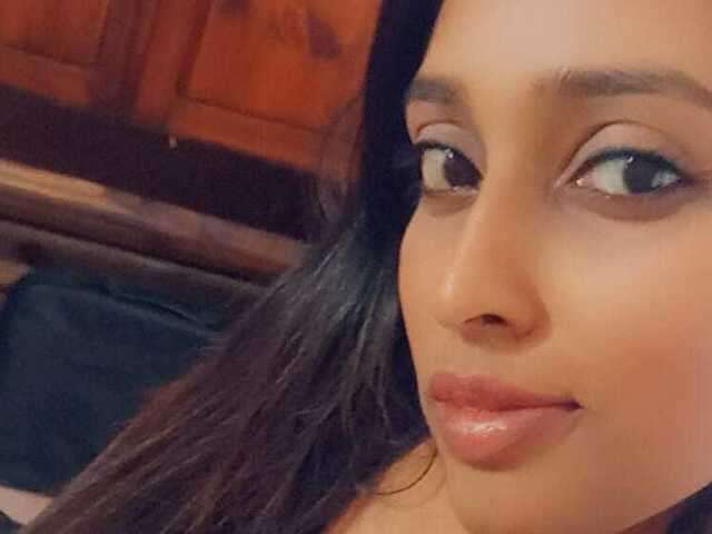 go to chat with SultrySaira