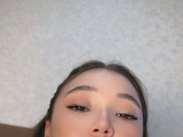 go to chat with Sunann