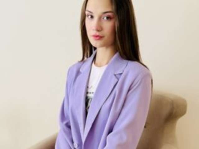 go to chat with SusanMayera