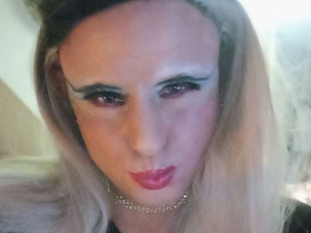 go to chat with Svetlana