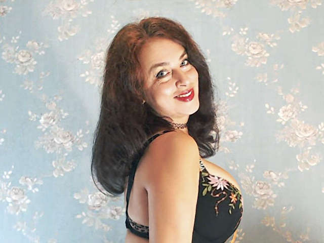 go to chat with Svetoslava