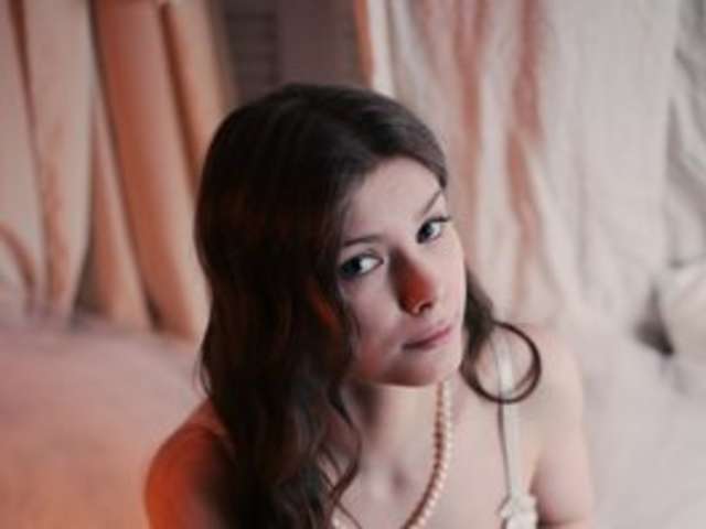 go to chat with Sweet-Mila