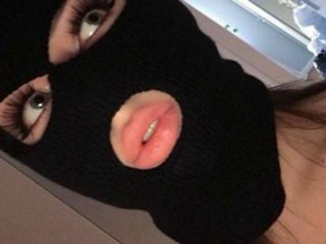 go to chat with SweetBitchh