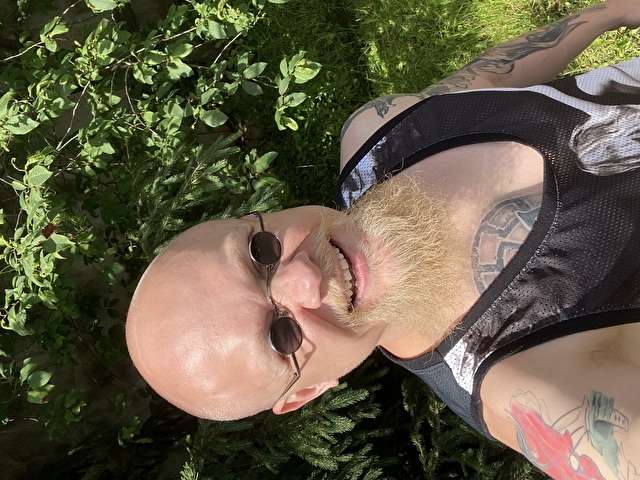 go to chat with SweetDaddy