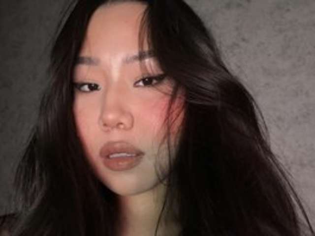 go to chat with SweetFury