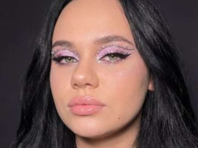 go to chat with SweetVenus422