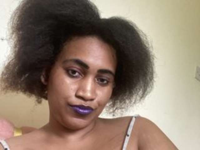 go to chat with Sweetbebz