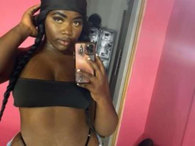 go to chat with SweeterChocolate