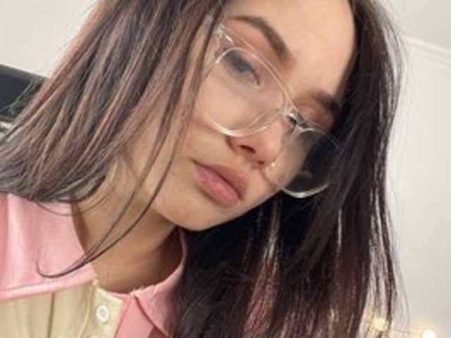 go to chat with Sweetie-ariel
