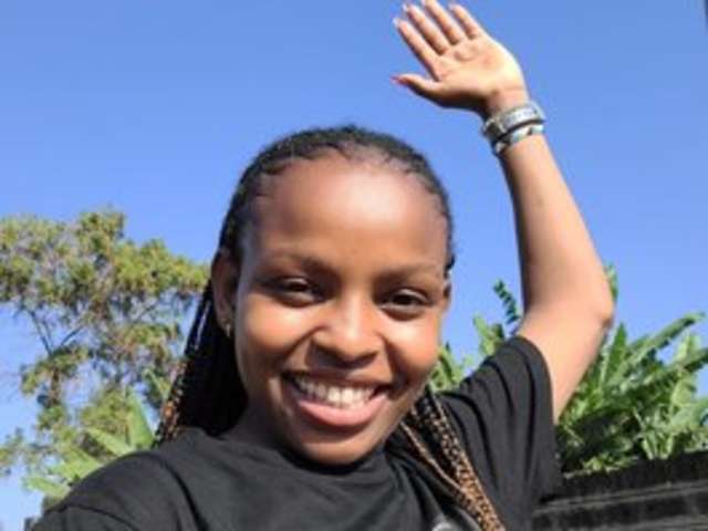 go to chat with Sweetrose