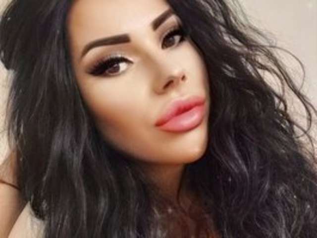 go to chat with Sweetsgirl