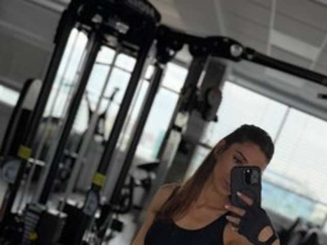 go to chat with SweetyFit
