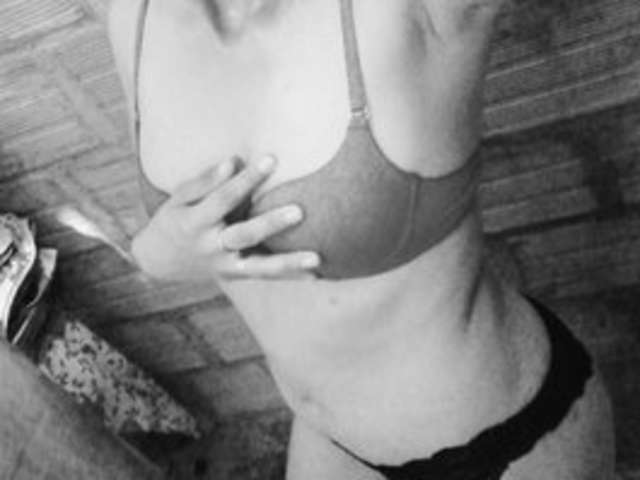 go to chat with TATIISS1-1