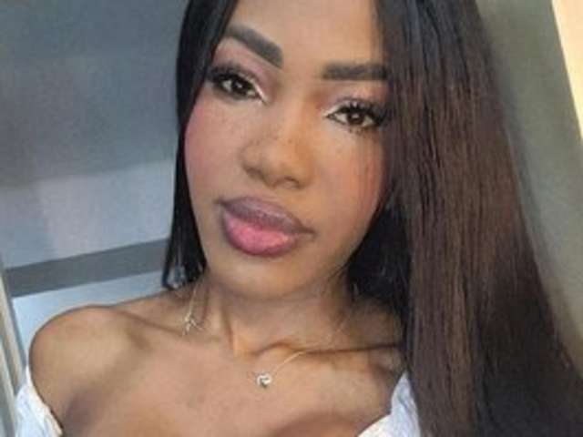 go to chat with TahliaMoreau