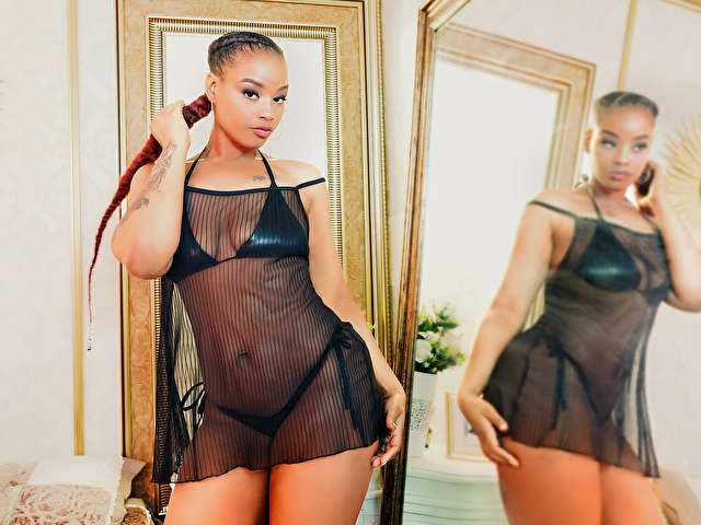 TANIABROWN amateur webcam photo