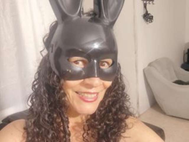 go to chat with Taniamilf69