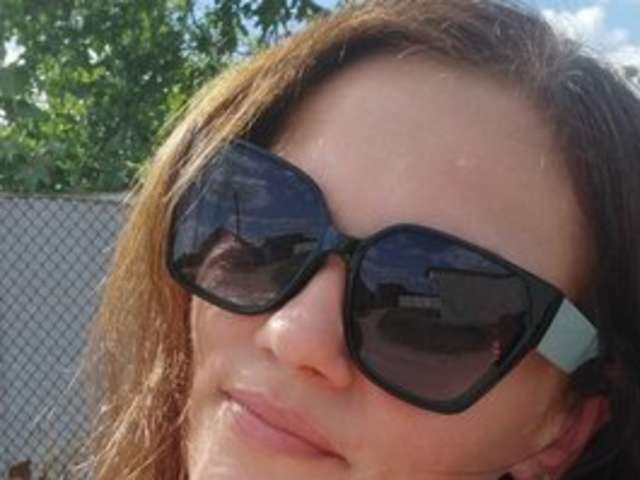 go to chat with Tanya8