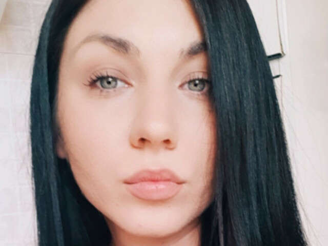 go to chat with TanyaDevon