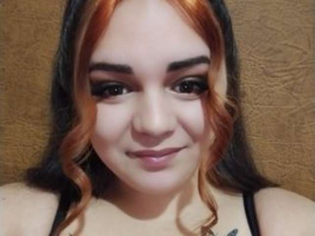 go to chat with TasiaGrey