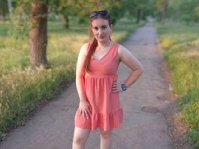 go to chat with Tati2909