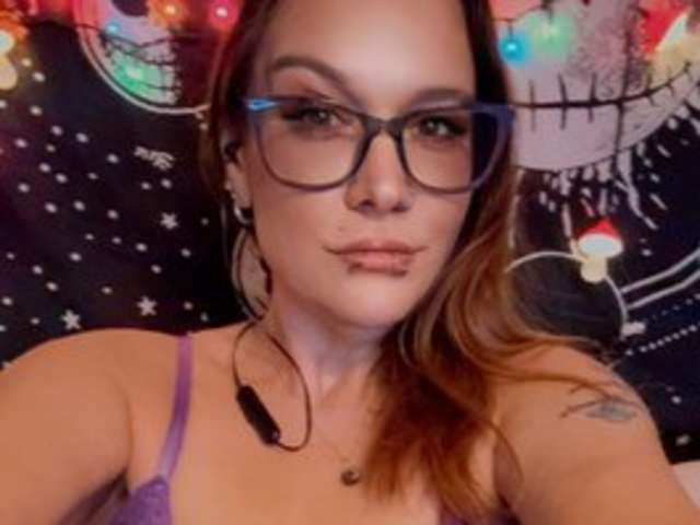 go to chat with TattedGoddess83