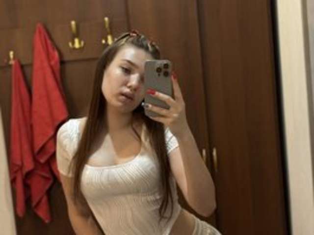 go to chat with TheAnora