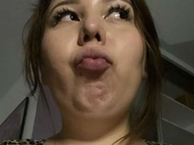 go to chat with Thebaddestfemale