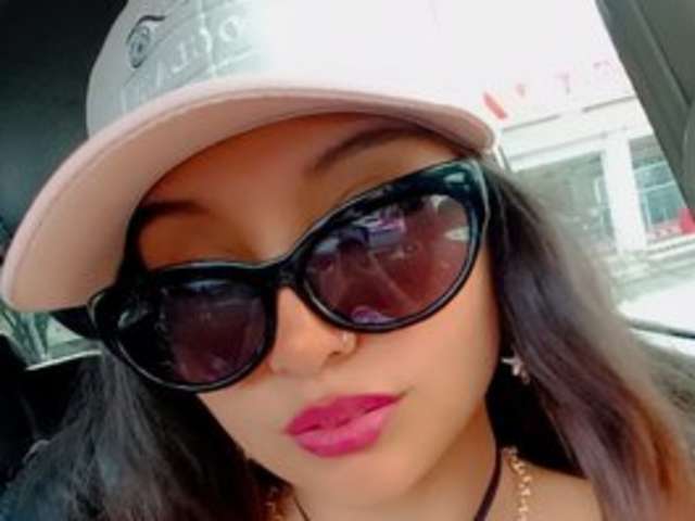 go to chat with Tiffanynau