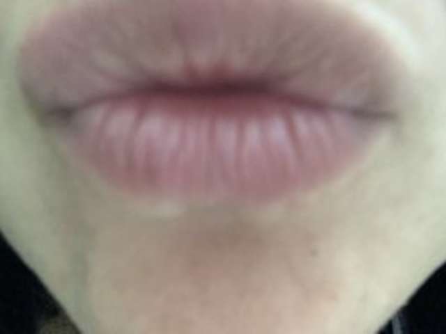 go to chat with Tijara2