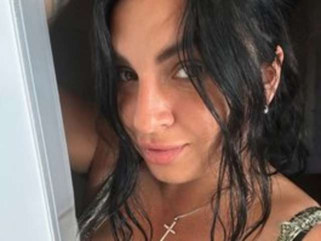 go to chat with Tina3721