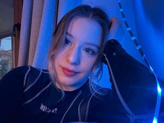 go to chat with TinkerBell69