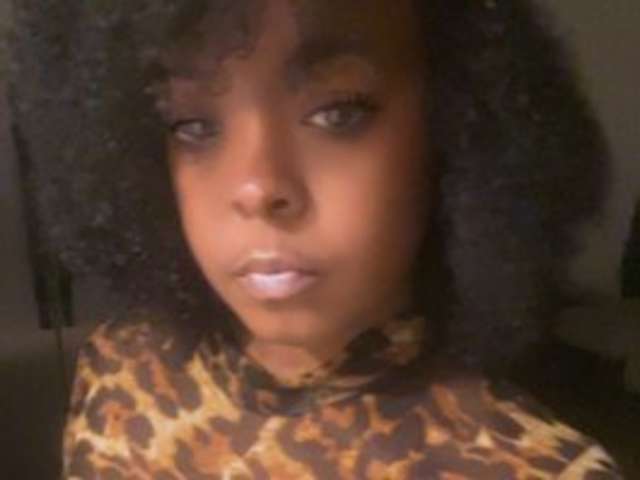 go to chat with TinyyGoddess