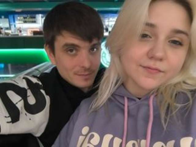 go to chat with TopTwee