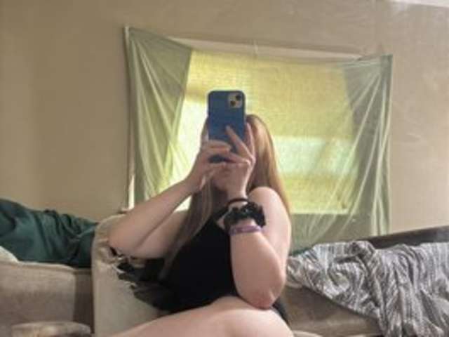 go to chat with TrixieRaee