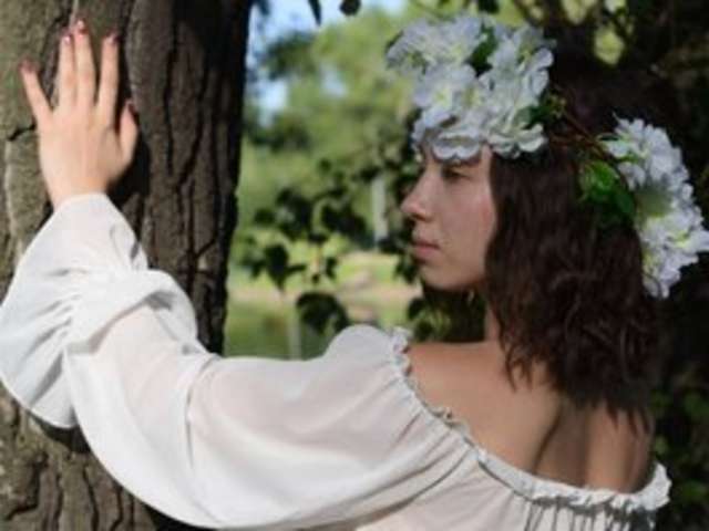go to chat with Trixiie