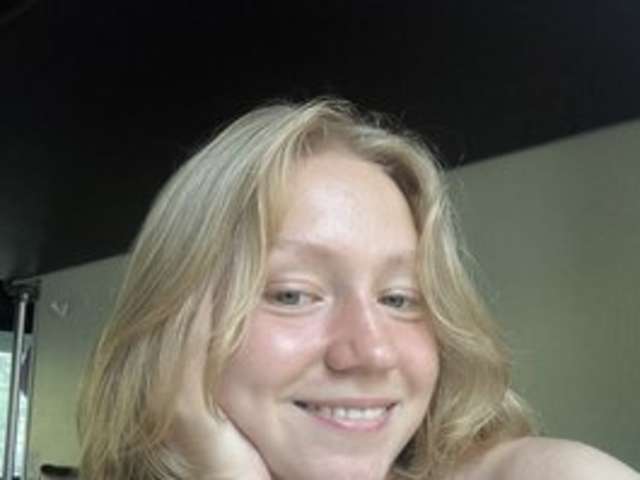 go to chat with Tumann-1