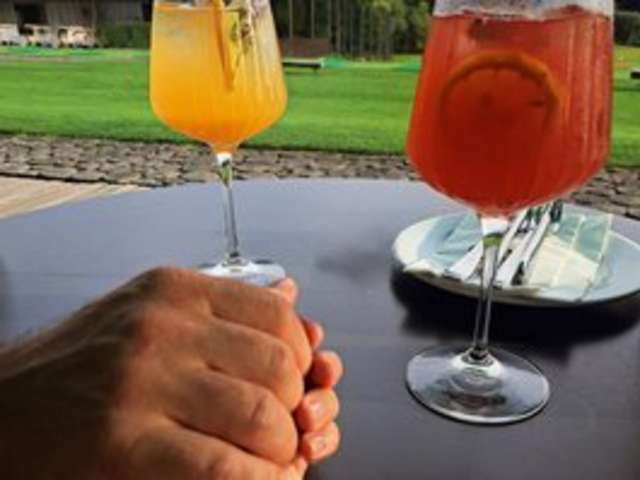 go to chat with Twonix2