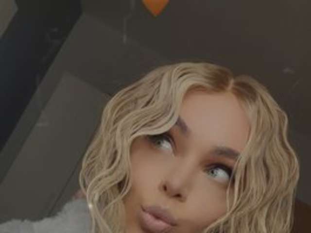 go to chat with TyraKadney