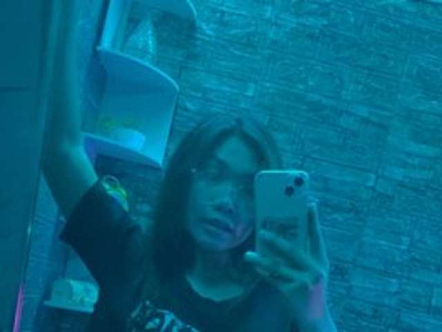 go to chat with Urhotpinayxoxo