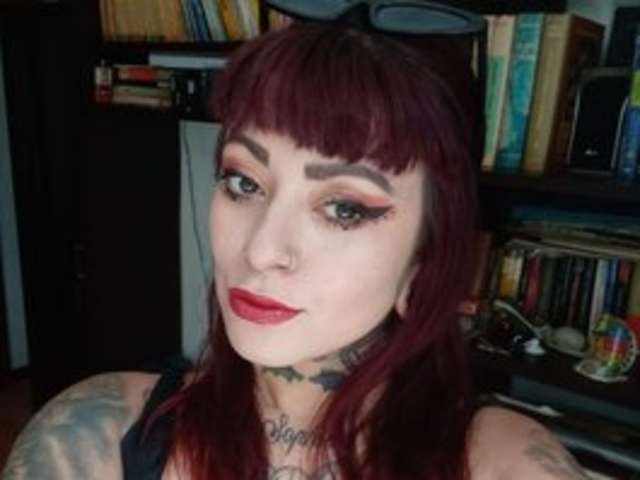 go to chat with UrsulaBeaumont