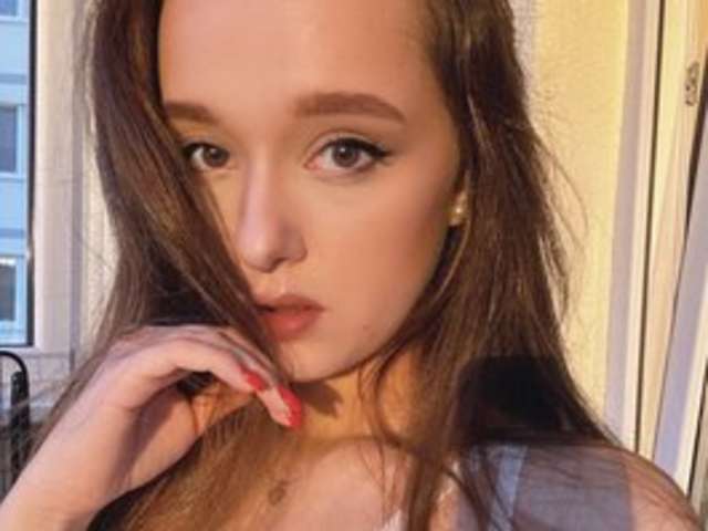 go to chat with VAL3RIYA