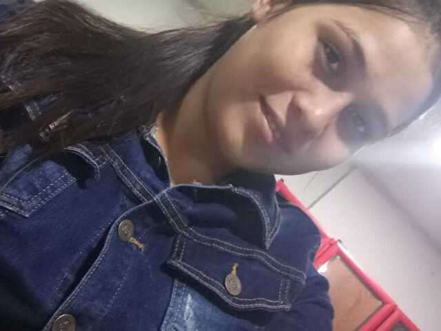 go to chat with ValenMoon