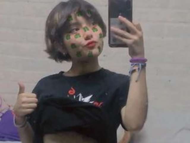 go to chat with ValentinaBailecito1