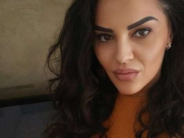 go to chat with ValentinaVale