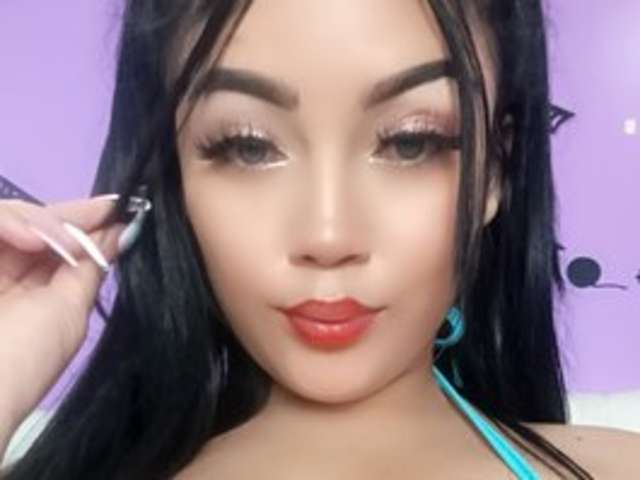 go to chat with Valenttinahott